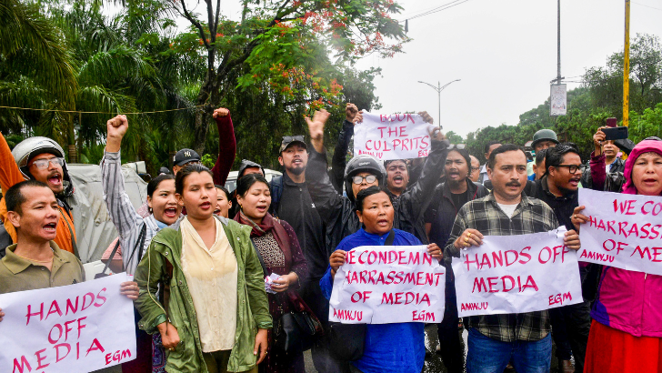 https://salarnews.in/public/uploads/images/newsimages/maannewsimage22052025_114926_Salar News Header (6).png
